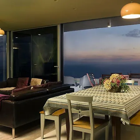 Fig Tree House *