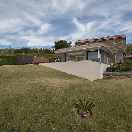 Fig Tree House Villa *