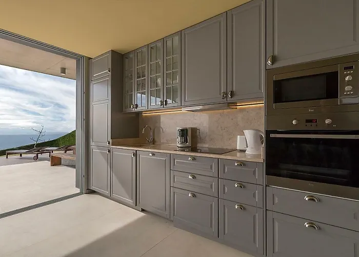 Villa Fig Tree House