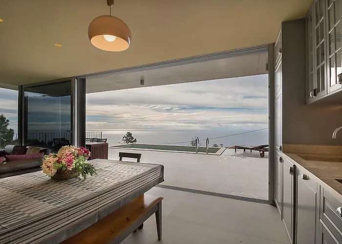 Fig Tree House Villa Calheta (Madeira)