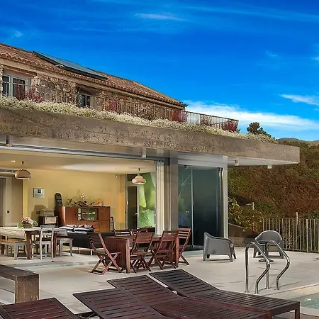 Villa Fig Tree House *