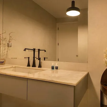 Villa Fig Tree House